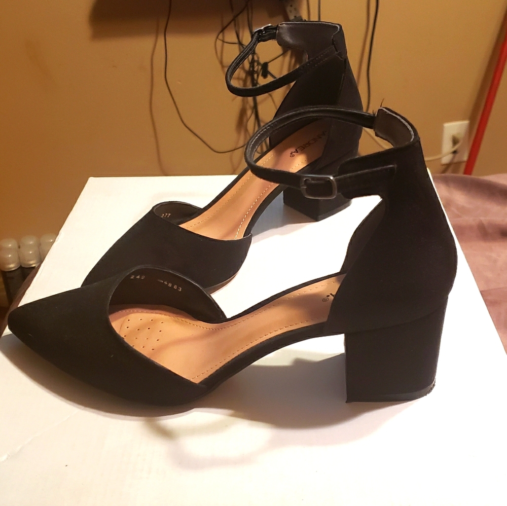 Black dress shoes by Andrea